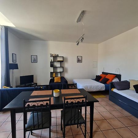 Le Prieure - Studios Jusqu'A 4 Personnes Вільнев-ле-Безьє Екстер'єр фото