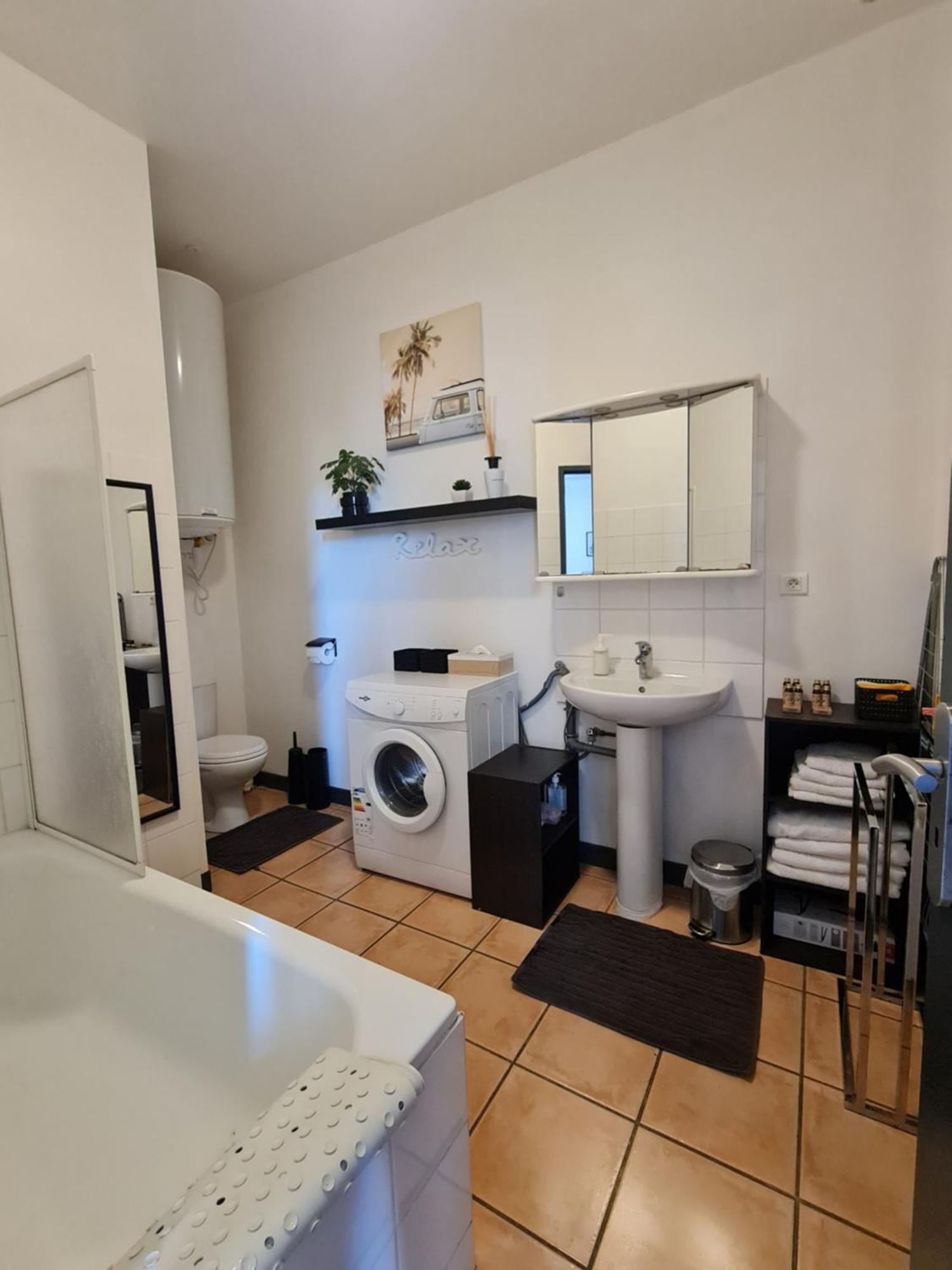 Le Prieure - Studios Jusqu'A 4 Personnes Вільнев-ле-Безьє Екстер'єр фото